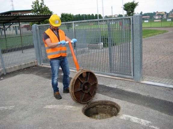 rom_magnetischer_schachthaken_mpx600